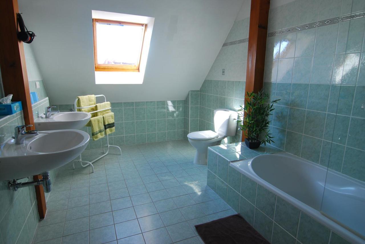 Chambres D'Hotes Gilles Schneider Husseren-les-Chateaux ภายนอก รูปภาพ